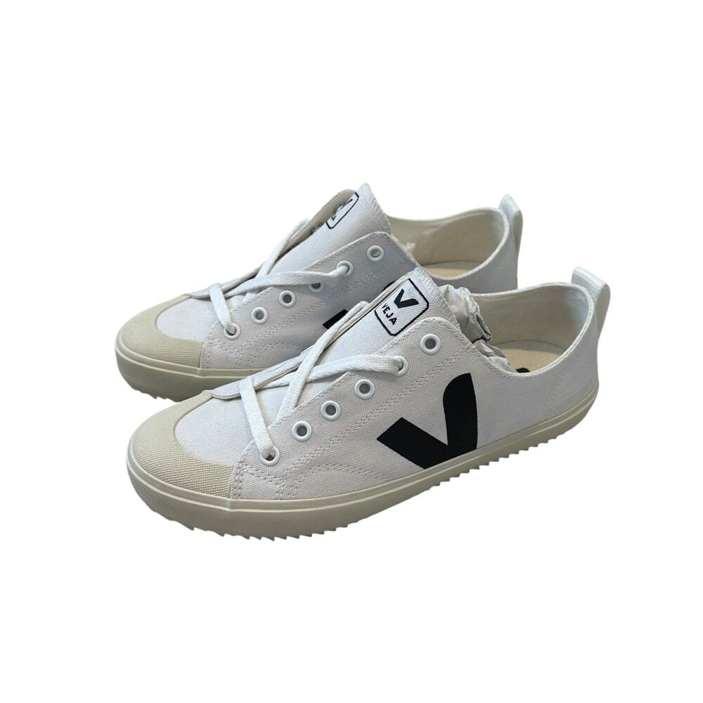 Veja Nova Low Top Canvas Sneakers EU Size 39 / US Size 8.5-9 Women's